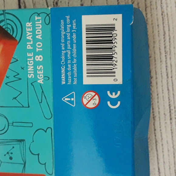 ThinkFun Brick Logic STEM Brainteaser 3D Puzzle Game RARE - Picture 6 of 12